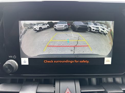 Used 2025 Toyota RAV4 LE image 18