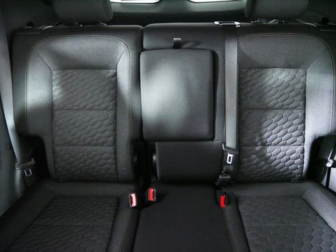 Used 2021 Chevrolet Equinox LT AWD/4WD image 13