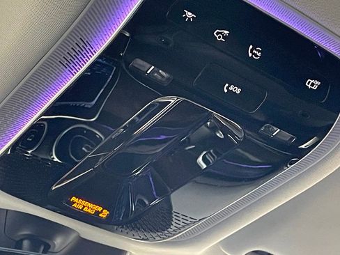 Used 2025 Mercedes-Benz GLC 350e 4MATIC image 53