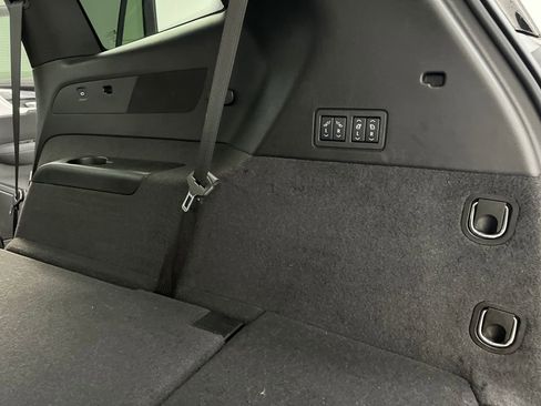 Used 2025 Cadillac XT6 Premium Luxury image 41