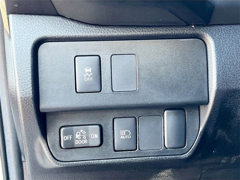 Used 2023 Toyota Tacoma SR image 10