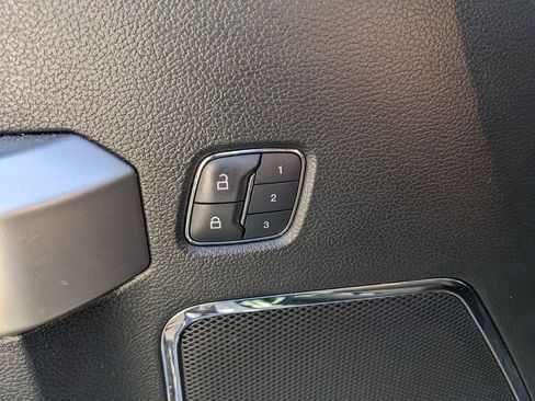 Used 2016 Ford F150 Lariat w/ Trailer Tow Package image 23