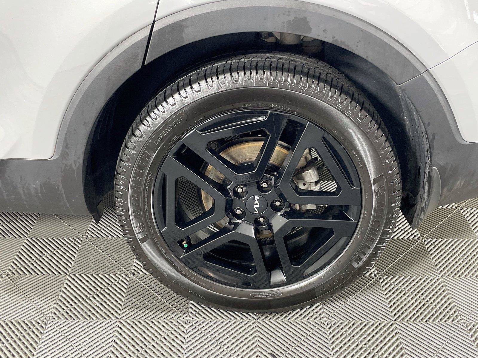 Certified 2024 Kia Telluride SX X-Line AWD/4WD image 37
