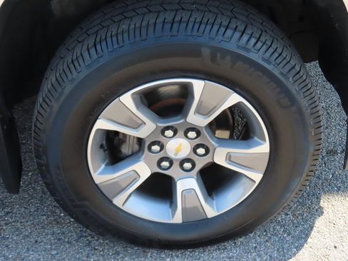 Used 2018 Chevrolet Colorado Z71 image 15
