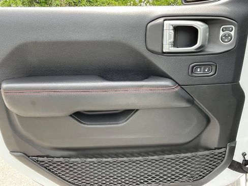 Used 2019 Jeep Wrangler Unlimited Rubicon AWD/4WD image 6