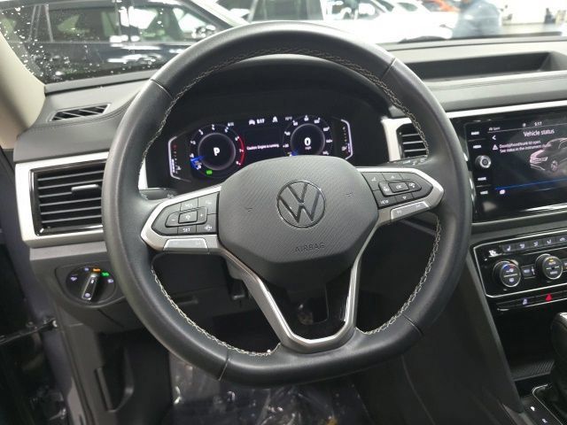 Used 2023 Volkswagen Atlas SE AWD/4WD image 17