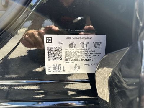 Used 2023 Buick Encore GX Select w/ Sport Touring Package FWD image 32