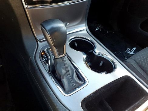 Used 2021 Jeep Grand Cherokee Freedom Edition image 24