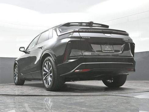 Certified 2024 Cadillac Lyriq Sport w/ LPO, Floor Liner Package AWD/4WD image 27