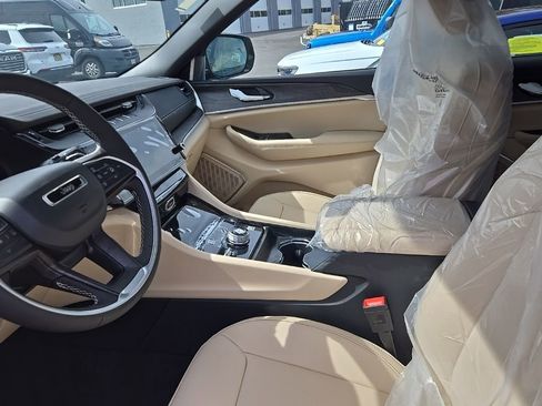 New 2026 Jeep Grand Cherokee Limited image 7