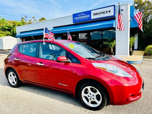 Used 2013 Nissan Leaf SV w/ LED & Quick Charge Pkg image 33