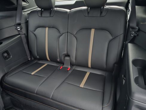 New 2026 MAZDA CX-90 Plug-In Hybrid w/ Premium Plus image 11