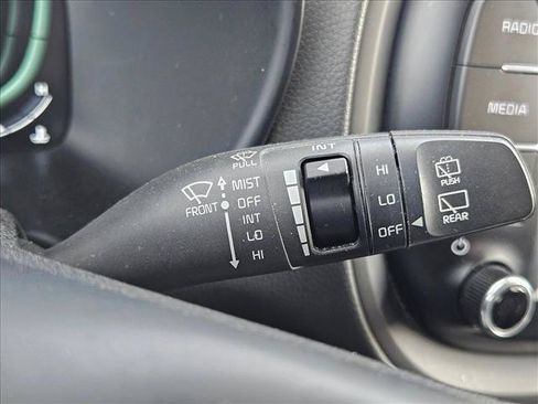 Used 2024 Kia Soul LX w/ Option Group 015 FWD image 13