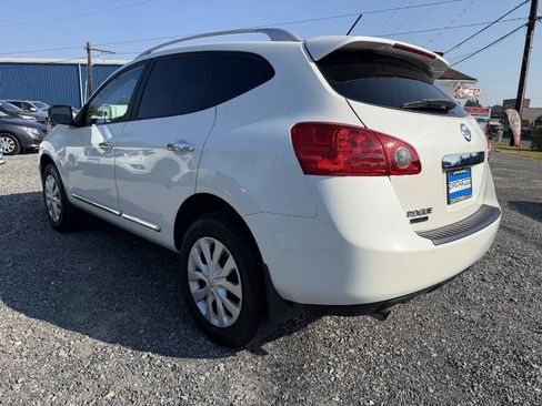 Used 2014 Nissan Rogue S w/ Convenience Package FWD image 5