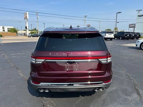Used 2022 Lincoln Aviator AWD w/ Premium Package image 7