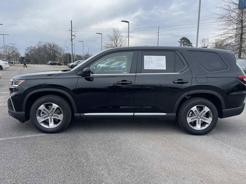 Used 2025 Honda Pilot EX-L image 6