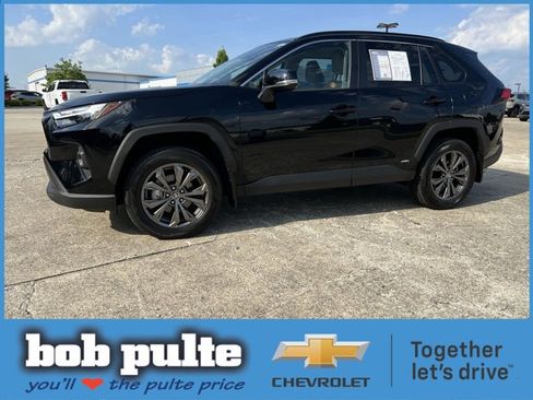 Used 2025 Toyota RAV4 XLE Premium AWD/4WD image 1