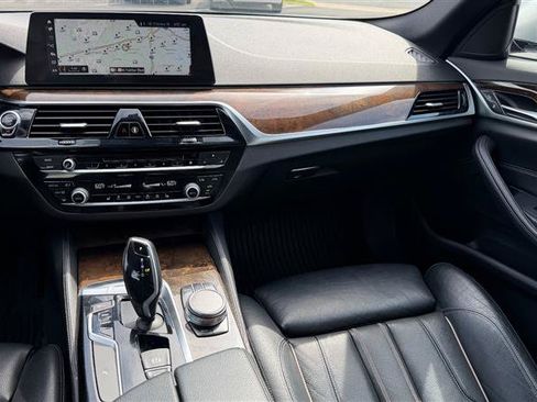 Used 2018 BMW 540i xDrive w/ Premium Package AWD/4WD image 19