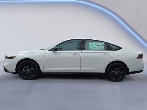 New 2025 Honda Accord SE image 3