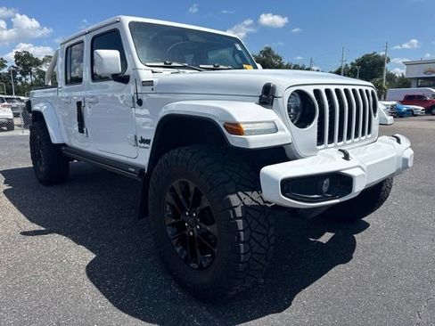 Used 2022 Jeep Gladiator Overland AWD/4WD image 5