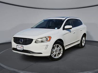 Used 2016 Volvo XC60 T5 Premier w/ Proximity Package