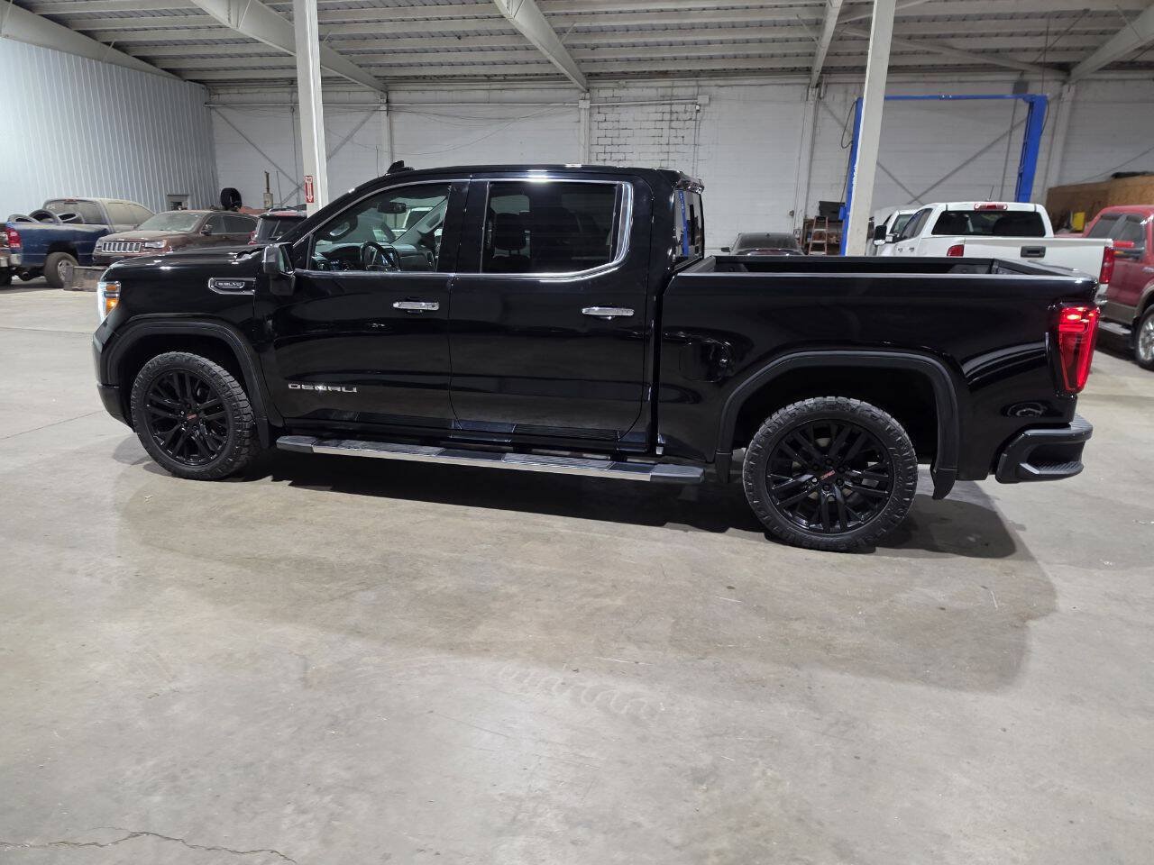 Used 2019 GMC Sierra 1500 Denali w/ Driver Alert Package II AWD/4WD image 7