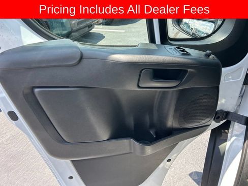 Used 2023 RAM ProMaster 2500 FWD image 3