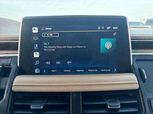 Used 2022 Chevrolet Tahoe Premier w/ Premium Package image 31