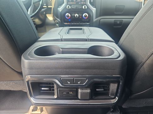 Used 2019 GMC Sierra 1500 SLT w/ SLT Premium Plus Package AWD/4WD image 32