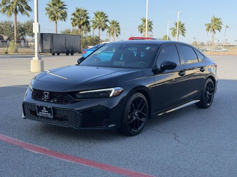 Used 2025 Honda Civic Sport image 13