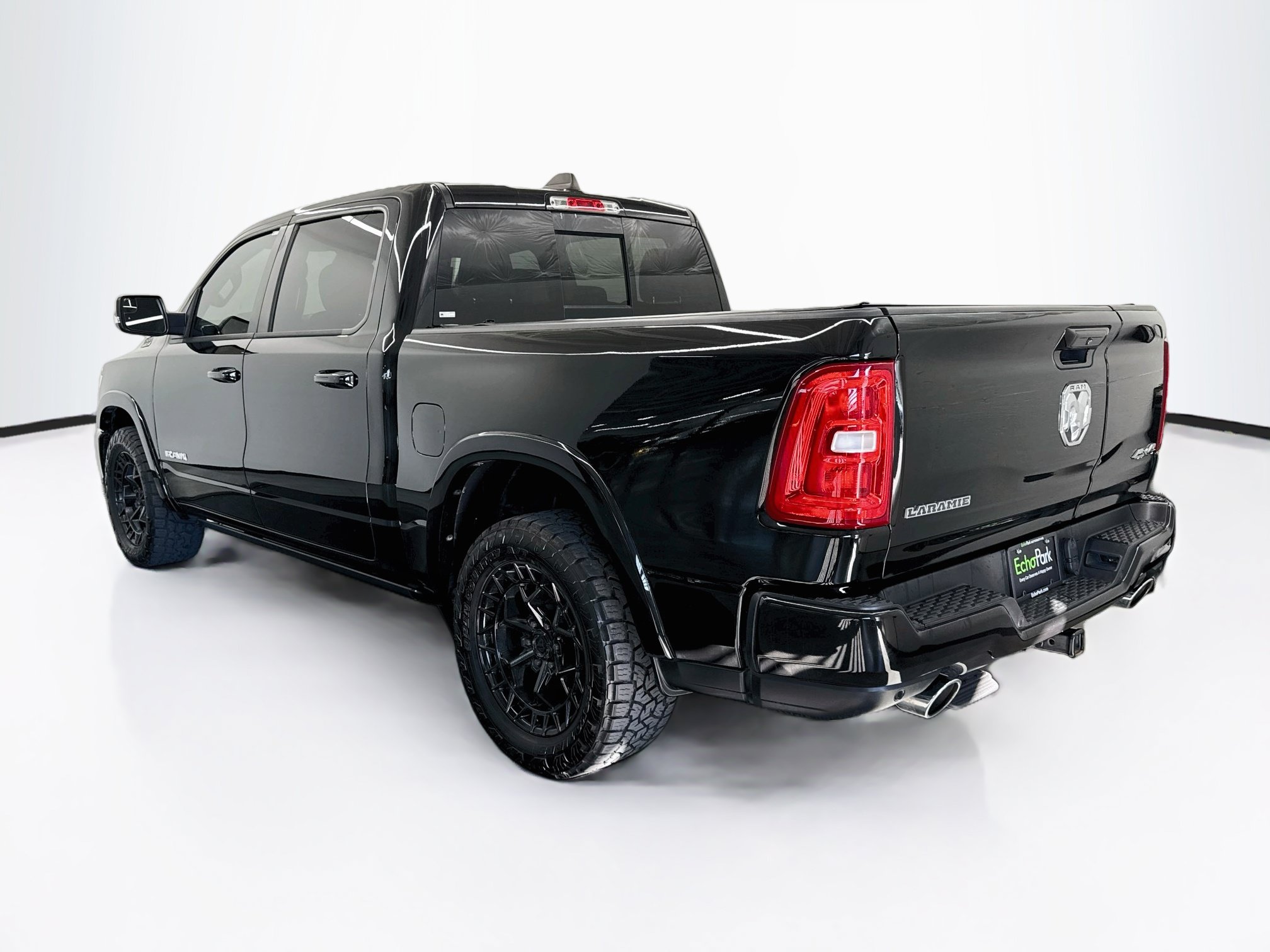 Used 2025 RAM 1500 Laramie w/ Laramie Southwest Edition AWD/4WD image 5