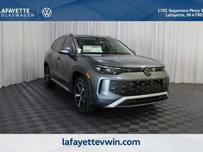 Used 2025 Volkswagen Tiguan SE