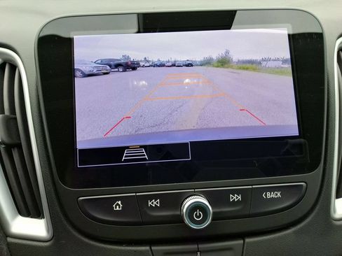 Used 2023 Chevrolet Malibu LT FWD image 16