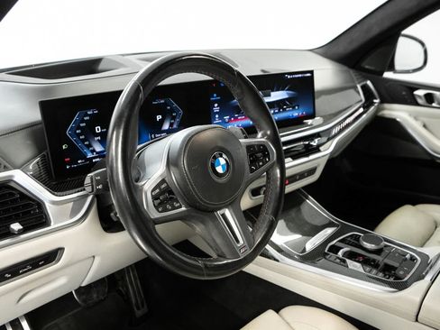 Used 2024 BMW X7 M60i w/ Climate Comfort Package AWD/4WD image 4