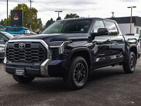Used 2024 Toyota Tundra SR5 w/ TRD Off-Road Package AWD/4WD image 4