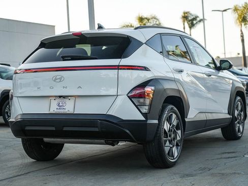 Used 2025 Hyundai Kona SEL FWD image 7