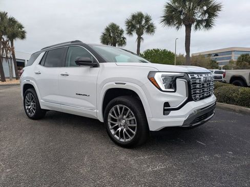 New 2026 GMC Terrain Denali w/ LPO, Black Badging Package image 2