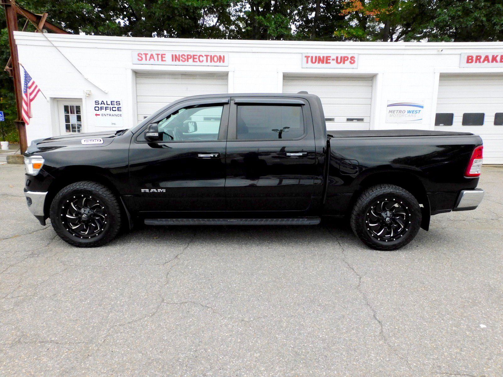 Used 2019 RAM 1500 Big Horn AWD/4WD image 2