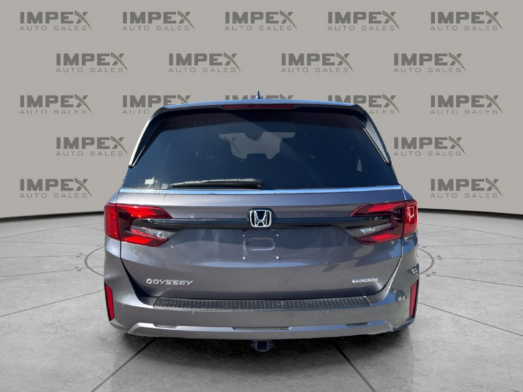 Used 2026 Honda Odyssey Touring image 4