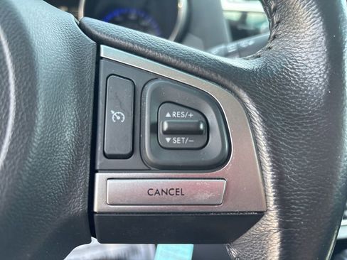 Used 2017 Subaru Outback 2.5i Premium AWD/4WD image 23
