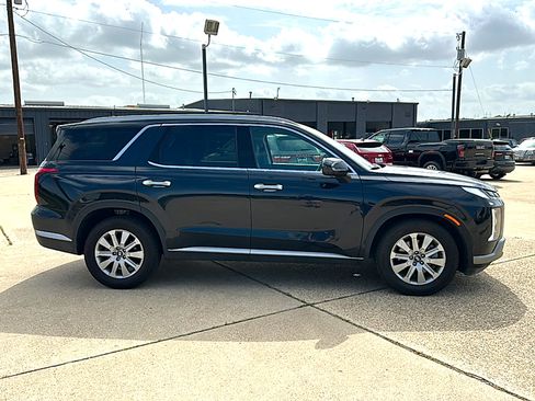 Used 2025 Hyundai Palisade SEL FWD image 9