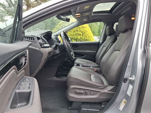 Certified 2023 Honda Odyssey Touring image 13