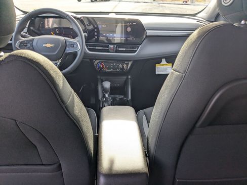 New 2025 Chevrolet TrailBlazer LT w/ LT Cold Weather Package image 16