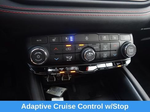 Used 2023 Dodge Durango GT AWD/4WD image 11