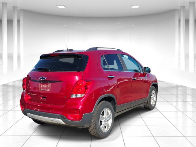 Used 2019 Chevrolet Trax LT w/ Driver Confidence Package FWD image 3