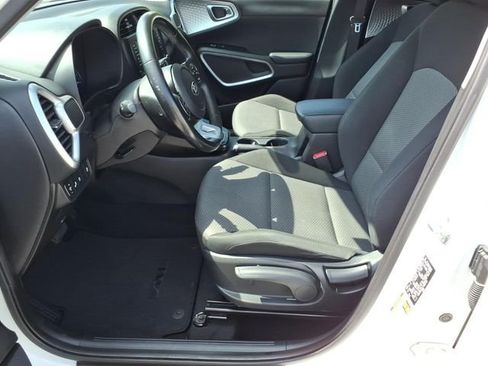 Used 2020 Kia Soul X-Line FWD image 16