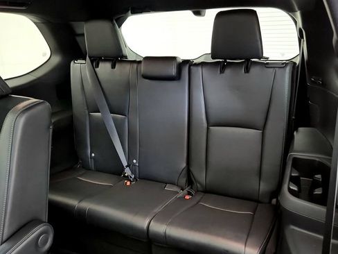 Used 2025 Toyota Grand Highlander AWD Hybrid image 31