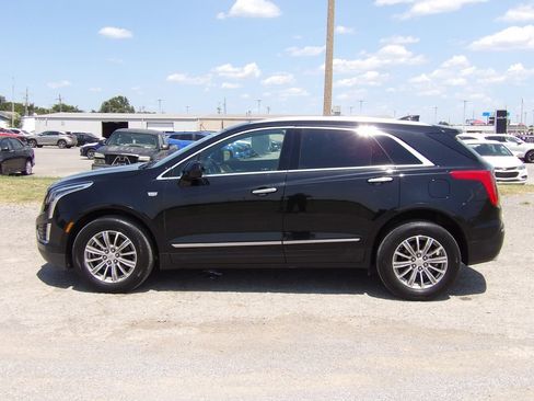Used 2017 Cadillac XT5 Luxury AWD/4WD image 1