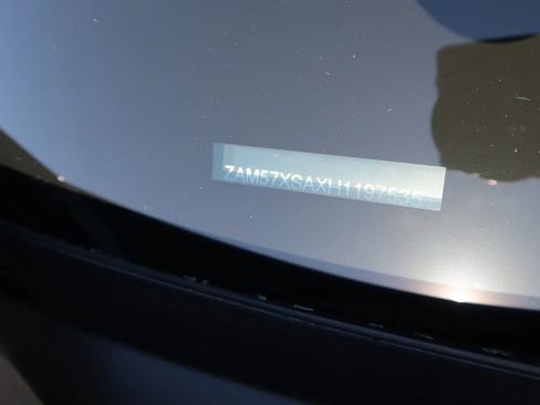 Used 2017 Maserati Ghibli image 54