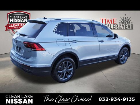 Used 2022 Volkswagen Tiguan SE AWD/4WD image 7